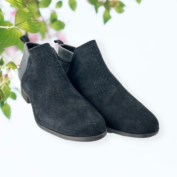TOM'S Black & Gray Ankle Boot - Picture 3 of 11